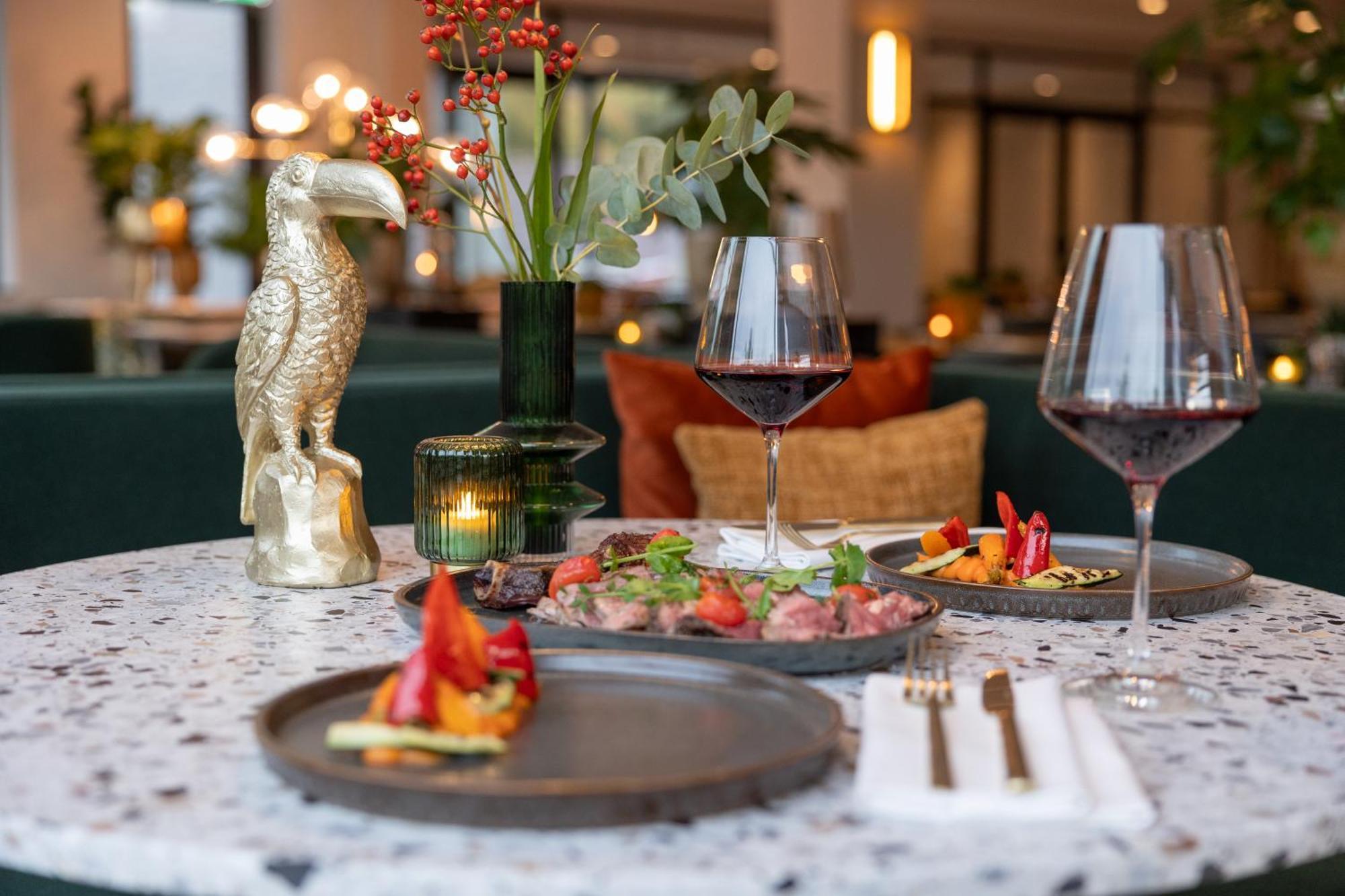 Van Der Valk Hotel Den Haag Wassenaar Eksteriør billede