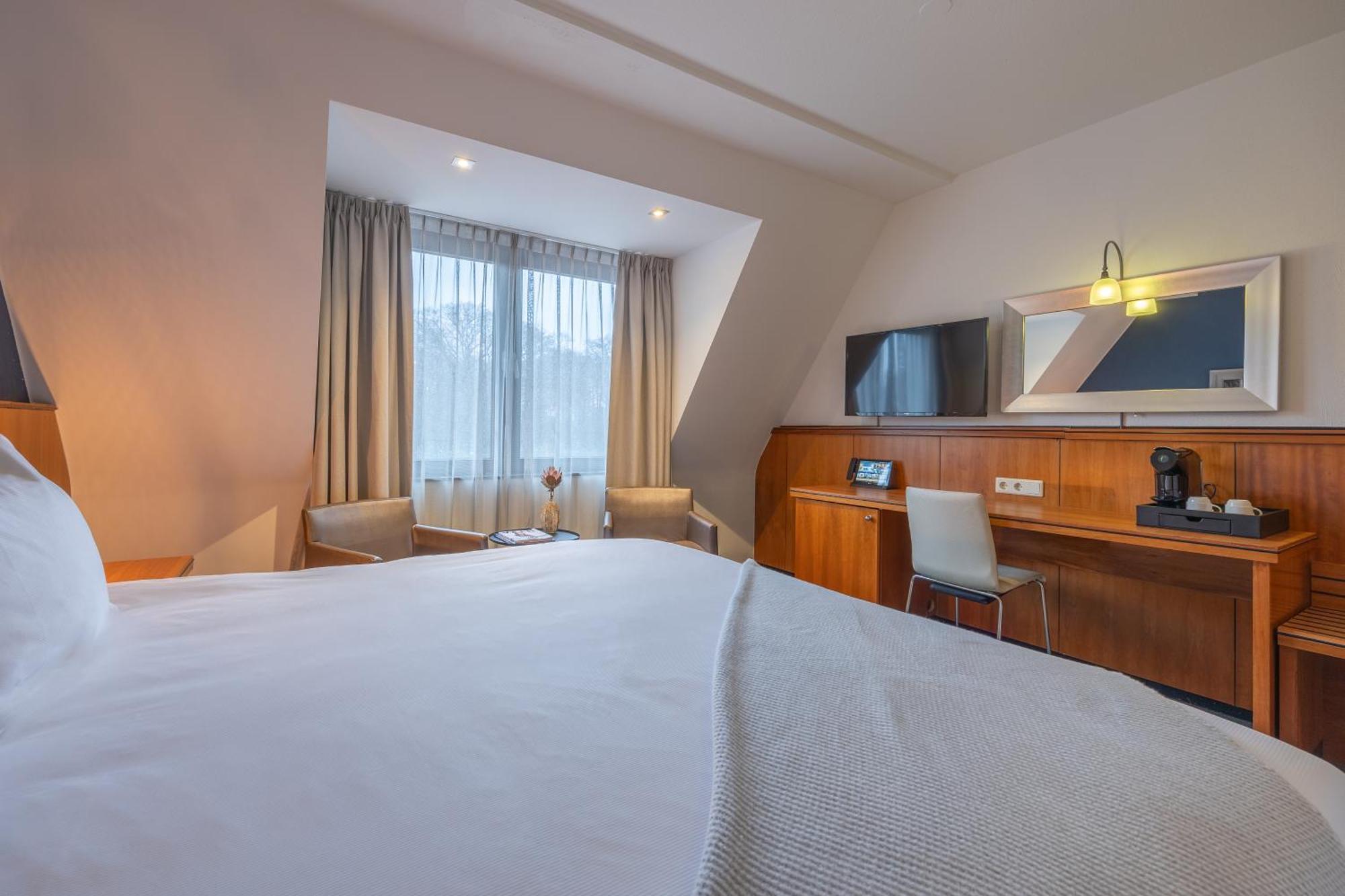 Van Der Valk Hotel Den Haag Wassenaar Eksteriør billede